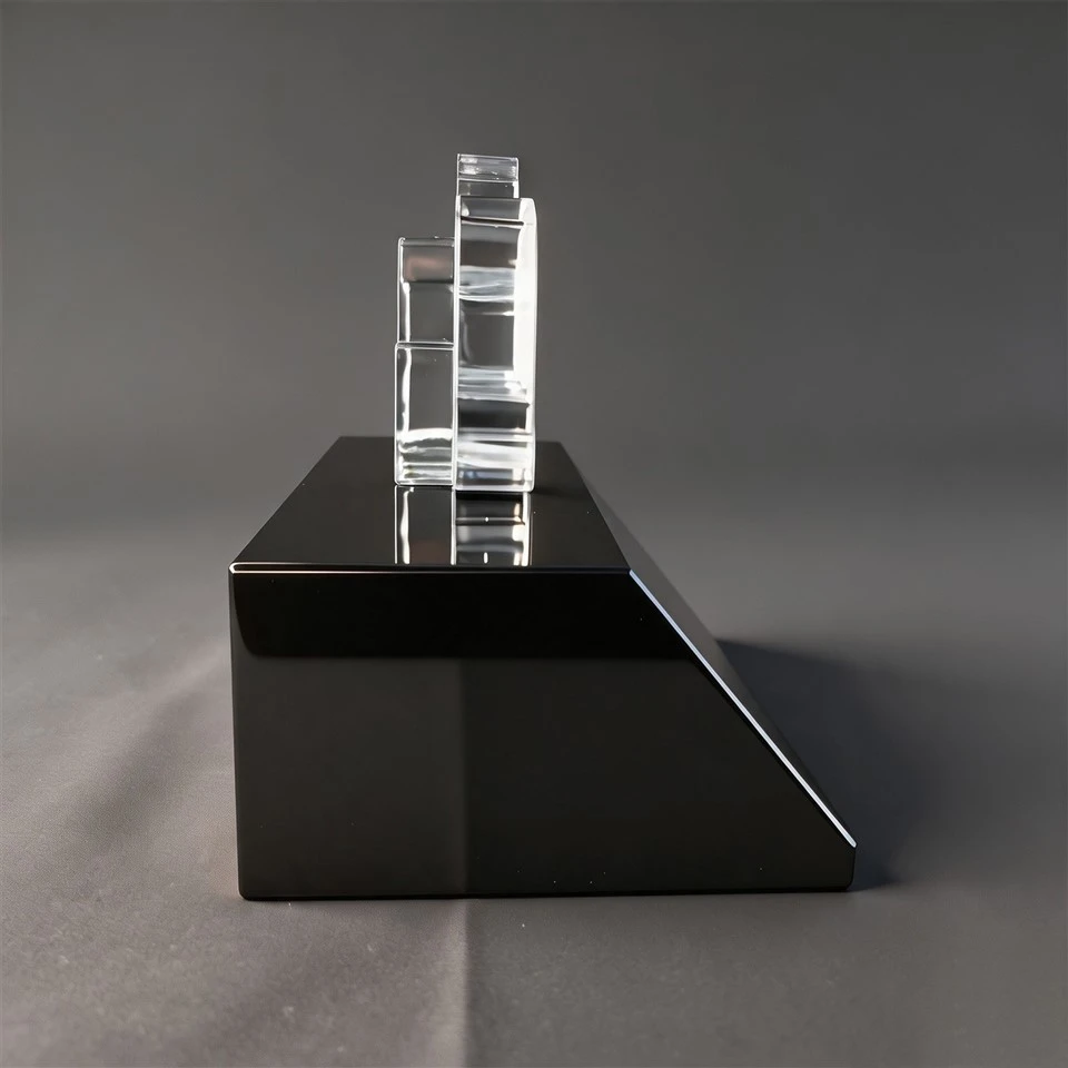 Dairy Cow Screen Black Base Crystal Plaque high quality